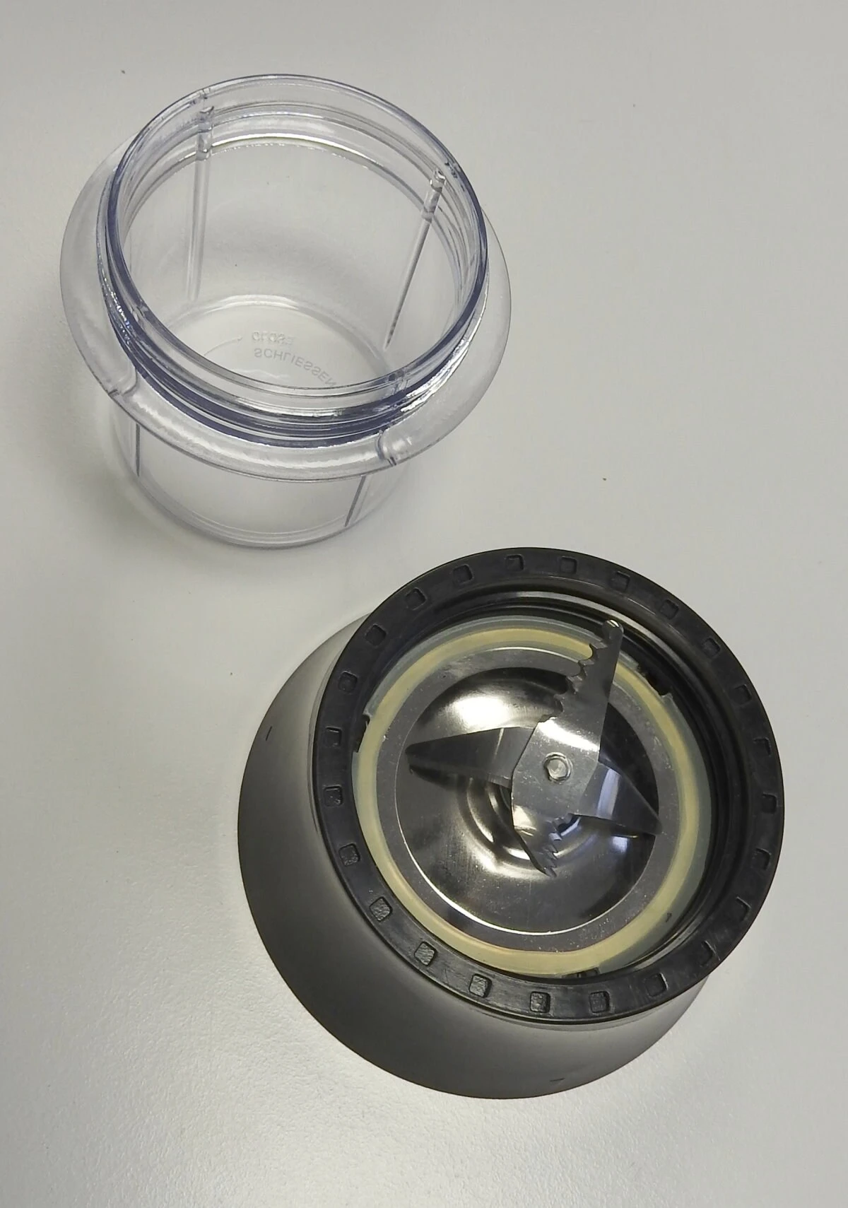 Aufsatz Multimix Zerkleinerer Für Entsafter Küchenmaschinen Kaffeemühle Nüsse 2 Aufsatz Multimix Zerkleinerer Für Entsafter Küchenmaschinen Kaffeemühle Nüsse – Bild 2